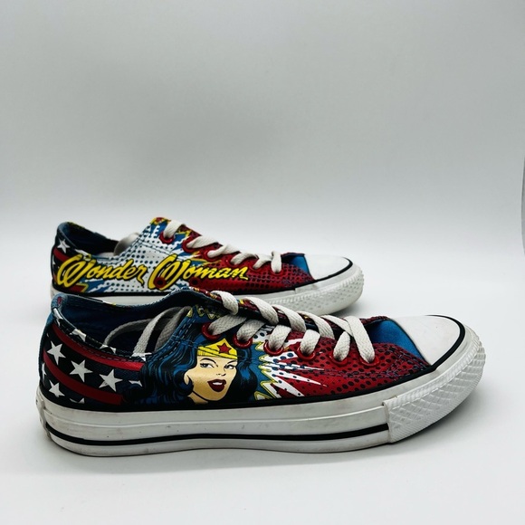 Converse Wonder Woman Red and Blue Sneakers Classic Canvas Style Size 4.5 - Picture 8 of 13